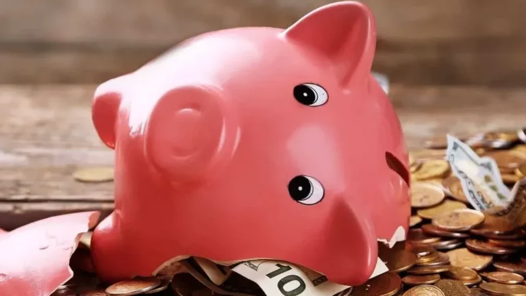 Brasileiros ainda podem resgatar dinheiro da Poupança. Saiba quem tem direito.